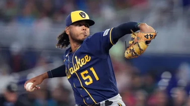 Peralta fue uno de los mejores brazos en Milwaukee / Foto: AP