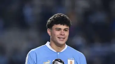 Jugador uruguayo firma contrato con su pareja... ¡Para poder jugar a la play! Jugador uruguayo firma contrato con su pareja... ¡Para poder jugar a la play!