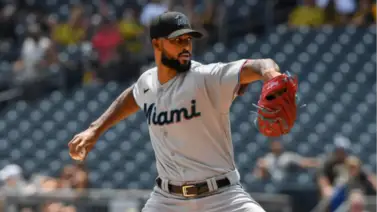 MLB: ¡Alarma en Miami! Sandy Alcántara se somete a cirugía que lo deja fuera de acción (+Detalles) MLB: ¡Alarma en Miami! Sandy Alcántara se somete a cirugía que lo deja fuera de acción (+Detalles)