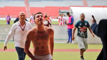 Liga FUTVE: Hinchas de Estudiantes de Mérida ingresaron al campo y hurtaron utilería de Deportivo Táchira (+Video) Liga FUTVE: Hinchas de Estudiantes de Mérida ingresaron al campo y hurtaron utilería de Deportivo Táchira (+Video)