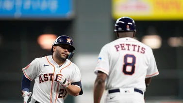 MLB: José Altuve supera a Manny Ramírez en esta estadística de postemporada (+Video)