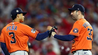 MLB: Fanáticos de Astros se caen a golpes en pleno juego frente a los Mellizos (+Video)