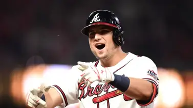 MLB: Austin Riley voltea la pizarra y desata la locura en Atlanta MLB: Austin Riley voltea la pizarra y desata la locura en Atlanta
