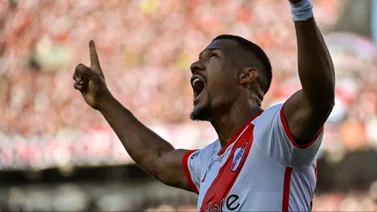 Aficionado del River Plate le hace un gran gesto a Salomón Rondón (+Video)