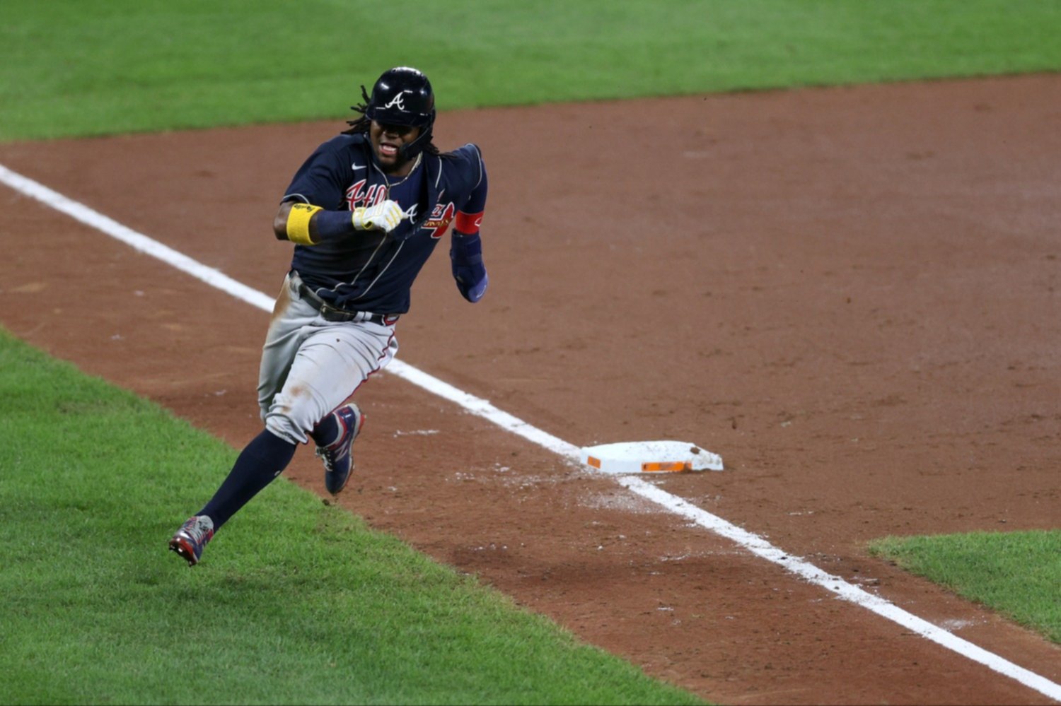 Los Bravos de Atlanta confirmaron este domingo que no cambiarán su