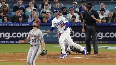 MLB: J.D Martínez se unió a este selecto grupo tras su jonrón en Playoffs (+Dato)
