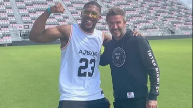 Así estuvo este duelo entre David Beckham y Anthony Joshua (+Video)