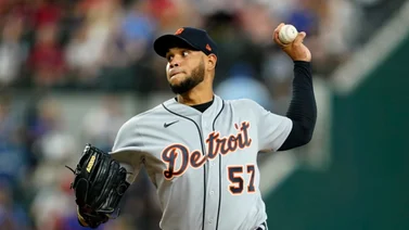 MLB: Eduardo Rodríguez enseña a este compañero estadounidense a hacer arepas (+video)