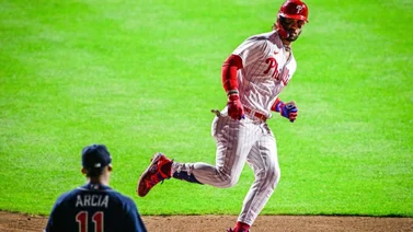 MLB: ¡Qué pique! Orlando Arcia y Bryce Harper le echan candela a la confrontación Bravos vs Phillies