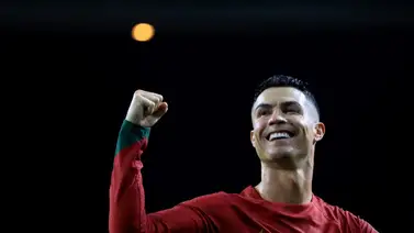 Cristiano Ronaldo no falla ante Eslovaquia desde el punto penal (+Video) Cristiano Ronaldo no falla ante Eslovaquia desde el punto penal (+Video)