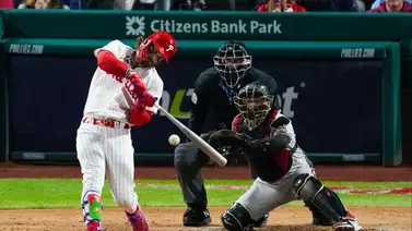 MLB: Bryce Harper sigue encendido y sacude otro enorme batazo en postemporada (+Video) MLB: Bryce Harper sigue encendido y sacude otro enorme batazo en postemporada (+Video)