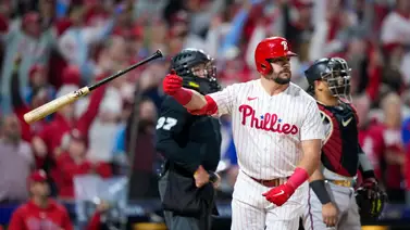 Kyle Schwarber la botó dos veces ante Arizona / Foto: AP Kyle Schwarber la botó dos veces ante Arizona / Foto: AP