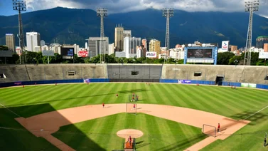 LVBP: Tiburones de La Guaira vuelven a dominar a los Leones del Caracas durante la pretemporada (+Detalles)