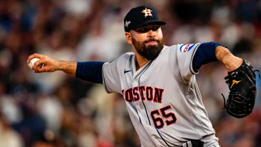 MLB: José Urquidy buscará empatar la Serie de Campeonato, ¿Cómo le ha ido ante Texas?