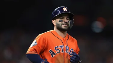 MLB: José Altuve casi es impactado por este lanzamiento en el rostro (+Video)