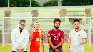Los Cadillac's, Xavi Devine y Okaa le cantan a La Vinotinto en "Mano tengo fe" Los Cadillac's, Xavi Devine y Okaa le cantan a La Vinotinto en "Mano tengo fe"