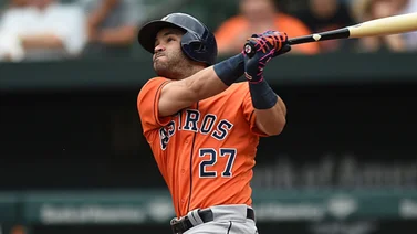 MLB: El "AstroBoy" iguala a Albert Pujols en este departamento de los Playoffs (+Datos) 