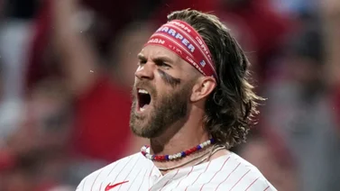 MLB: ¡Historia! Bryce Harper entra en los libros de récords de los Phillies con este sorprendente robo (+video)