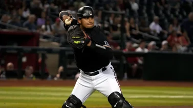 MLB: ¿A dónde vas? Gabriel Moreno retira a Kyle Schwarber con este efectivo disparo a segunda (+video)
