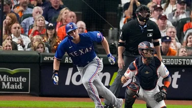 MLB: Adolis García y Corey Seager se encuentran en esta importante lista de postemporada (+Foto)