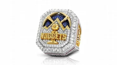 NBA: Descubre los detalles del anillo que recibieron los Nuggets (+Video)