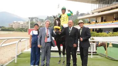 Entérate de estos ejemplares que Jesús Romero Rojas dedica como fija para la reunión 42 en La Rinconada Entérate de estos ejemplares que Jesús Romero Rojas dedica como fija para la reunión 42 en La Rinconada