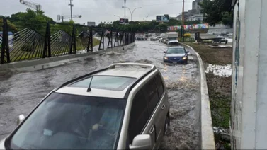 Así quedó la Autopista Gran Cacique Guaicaipuro tras las lluvias de este 25 de octubre (+Foto)