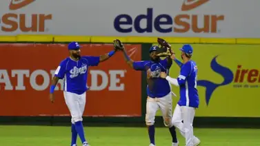 LIDOM: Mira la joyita a la defensiva de los Tigres del Licey ante Toros del Este (+ Video) LIDOM: Mira la joyita a la defensiva de los Tigres del Licey ante Toros del Este (+ Video)