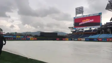LVBP: ¿En riesgo el Caracas - Magallanes? Cae la lona en el Estadio Monumental (+Vídeo) LVBP: ¿En riesgo el Caracas - Magallanes? Cae la lona en el Estadio Monumental (+Vídeo)