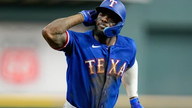 MLB: Mira la historia que comparten Adolis García con un adversario antes de la Serie Mundial (+Video)