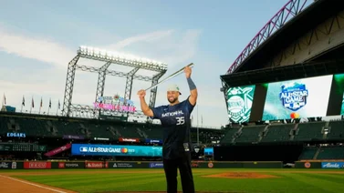 LVBP: Elías Díaz recibe un sentido homenaje por parte de los Bravos de Margarita (+Video)