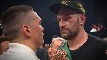 Así fue el primer careo entre Tyson Fury y Oleksandr Usyk para confirmar la pelea (+Video)