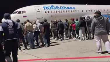 Antisraelíes irrumpieron en aeropuerto ruso buscando judíos y así terminaron las cosas Antisraelíes irrumpieron en aeropuerto ruso buscando judíos y así terminaron las cosas