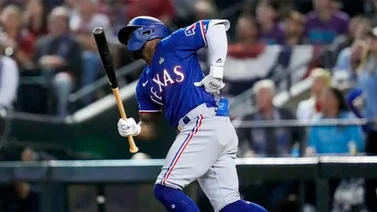 MLB: Así terminaron los números de Adolis García en la postemporada