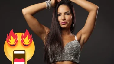 Juliet Lima sacude su retaguardia con el bikini más diminuto 