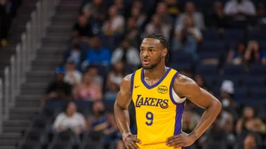 NBA: Bronny James y sus primeros puntos con Los Angeles Lakers en su carrera profesional (+Video)