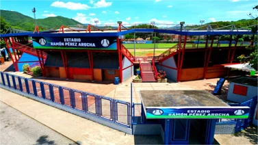 LVBP: Charallave se va de 2-0 en pretemporada tras suspensión del Magallanes - Tiburones (+Video)