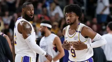 NBA: LeBron y Bronny James ponen a temblar la liga con hazaña inédita en Pretemporada (+video) NBA: LeBron y Bronny James ponen a temblar la liga con hazaña inédita en Pretemporada (+video)