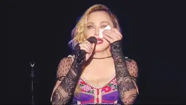 Madonna llora la muerte de su hermano Madonna llora la muerte de su hermano