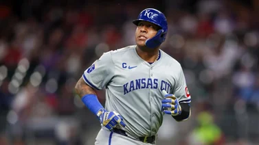 MLB: Salvador Pérez sumó cuadrangular histórico en el Yankee Stadium para empezar rally de Kansas (+Video)