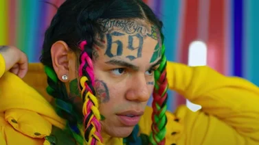 6ix9ine enfurece en medio de una entrevista ¿Por qué? 