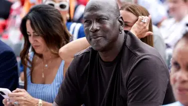 Michael Jordan y sus nuevos lujos que lo han vuelto tendencia (+fotos) Michael Jordan y sus nuevos lujos que lo han vuelto tendencia (+fotos)