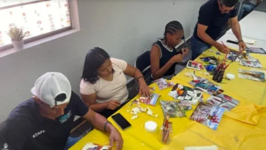 EEUU | ONG ofrece cursos a migrantes que esperan sus citas de asilo (+Detalles)