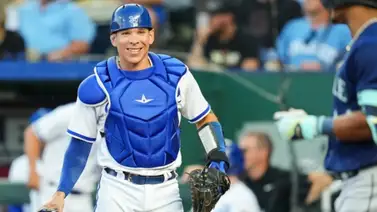 MLB: Freddy Fermín le gana la partida a Salvador Pérez tras ser nominado a este premio (+video) MLB: Freddy Fermín le gana la partida a Salvador Pérez tras ser nominado a este premio (+video)