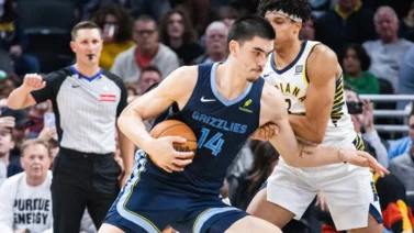NBA: ¡Nueva estrella en Memphis! Zach Edey ilusiona a los Grizzlies con su última gran actuación