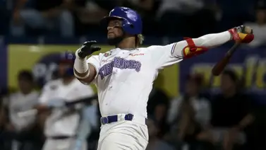LVBP: Tiburones de La Guaira domina a Caribes de Anzoátegui en Caracas LVBP: Tiburones de La Guaira domina a Caribes de Anzoátegui en Caracas