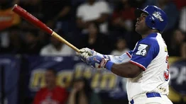 LVBP: ¿Cómo le fue a Yasiel Puig en su estreno con Tiburones de La Guaira? (+video)