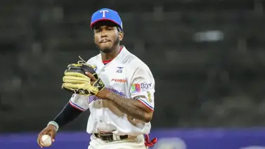 LVBP: Danyer Cueva quiere hacer historia con Tiburones (+Declaraciones) LVBP: Danyer Cueva quiere hacer historia con Tiburones (+Declaraciones)