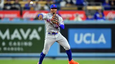 MLB: Francisco Lindor le roba un sencillo a Mookie Betts (+Video) MLB: Francisco Lindor le roba un sencillo a Mookie Betts (+Video)