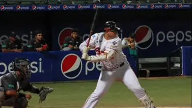 LVBP: Balbino Fuenmayor conecta un jonrón histórico para sus registros (+Video) LVBP: Balbino Fuenmayor conecta un jonrón histórico para sus registros (+Video)